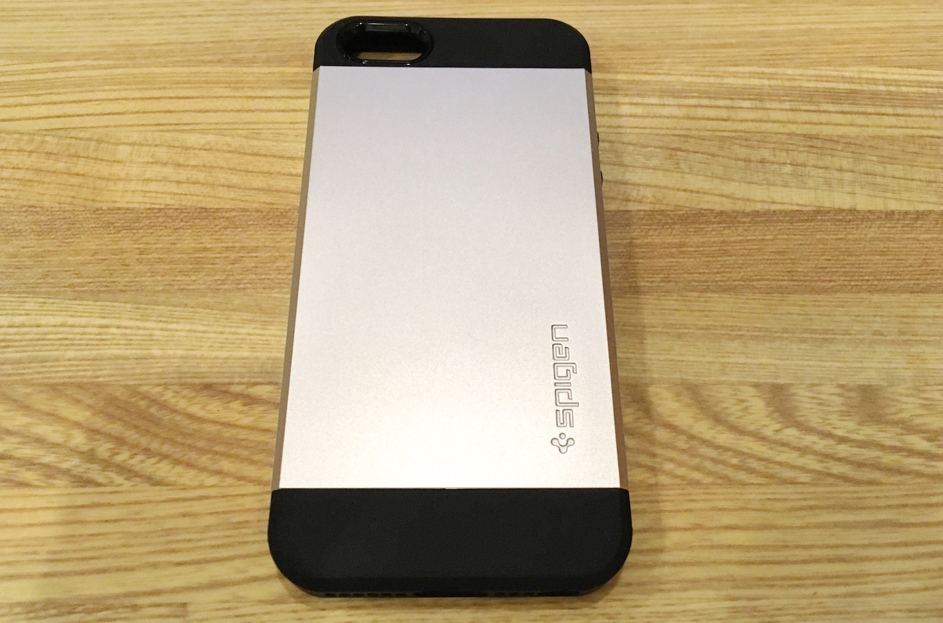 spigen-iphone5s_case_review3